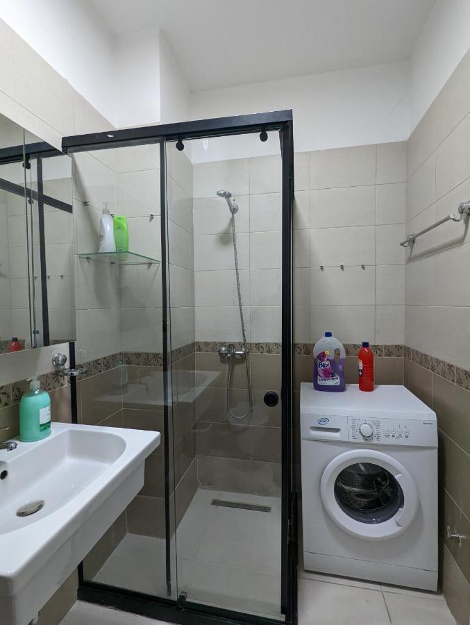 Spiranca Downtown Comfort Apartman Tirana Kültér fotó